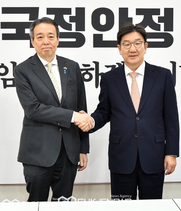 사진=26일 권성동 당 대표 권한대행 겸 원내대표 오전 10시 30분, 미즈시마 고이치 주한일본대사 접견/이용우기자